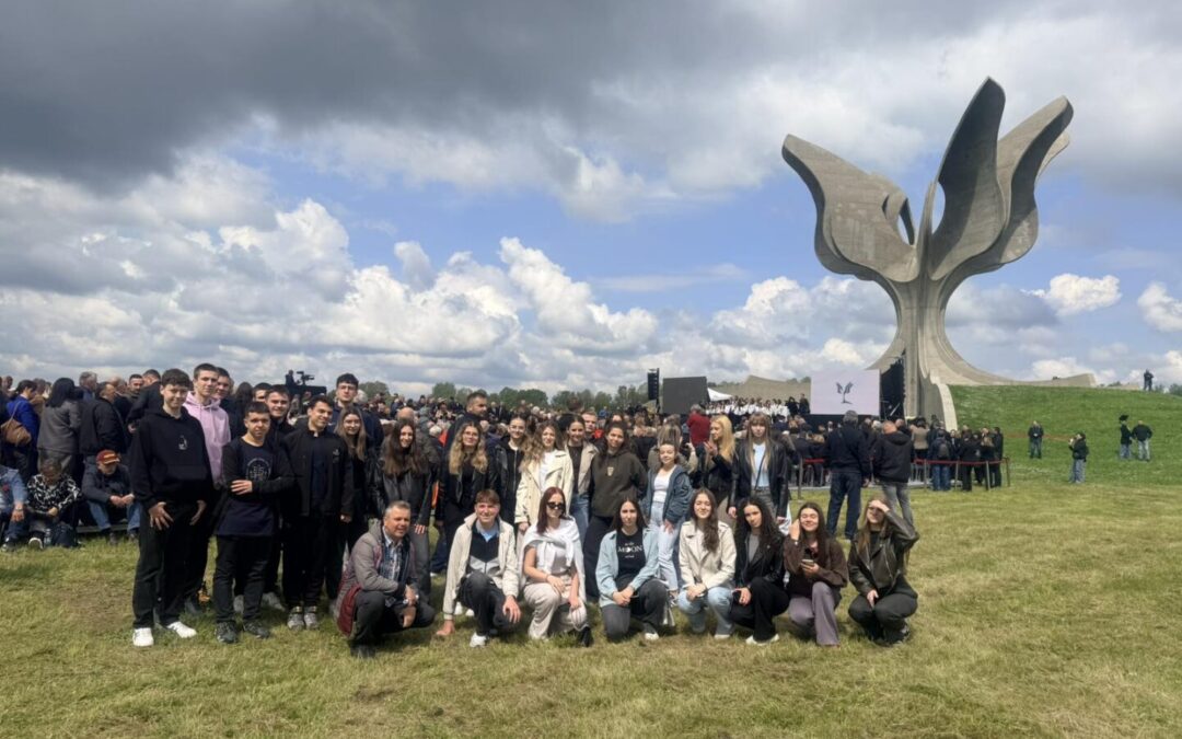Učenici 2. b i 2. bm razreda posjetili Jasenovac