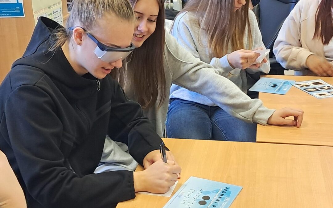 Učenici fizioterapeutskog smjera posjetili Udrugu slijepih Pakrac-Lipik